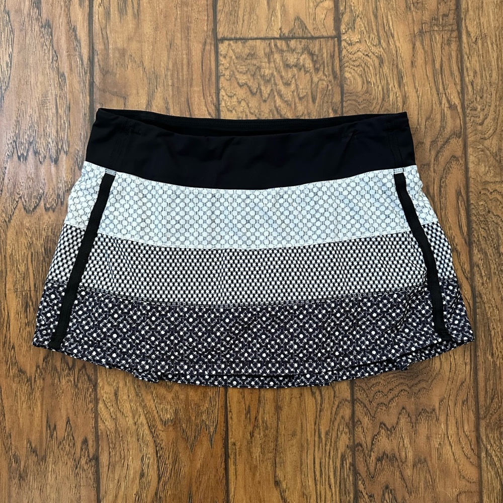 Lululemon Black & White Tennis Skirt
